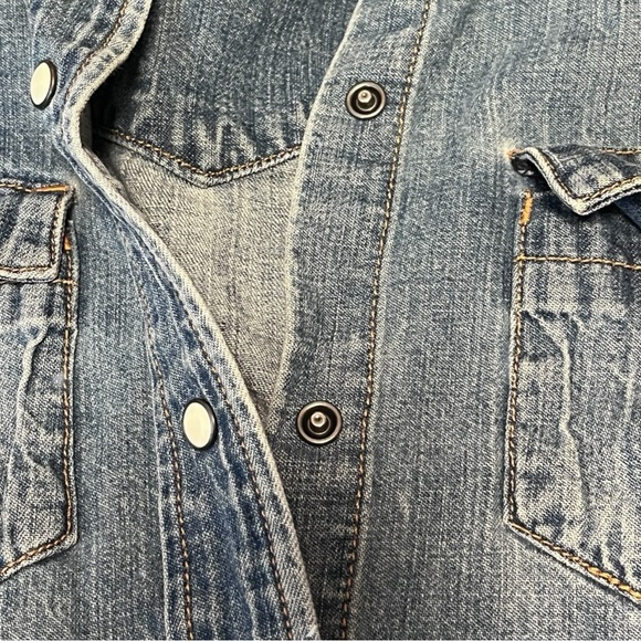 J.Crew Denim Long Sleeves Western Shirt size 4 - Picture 6 of 10